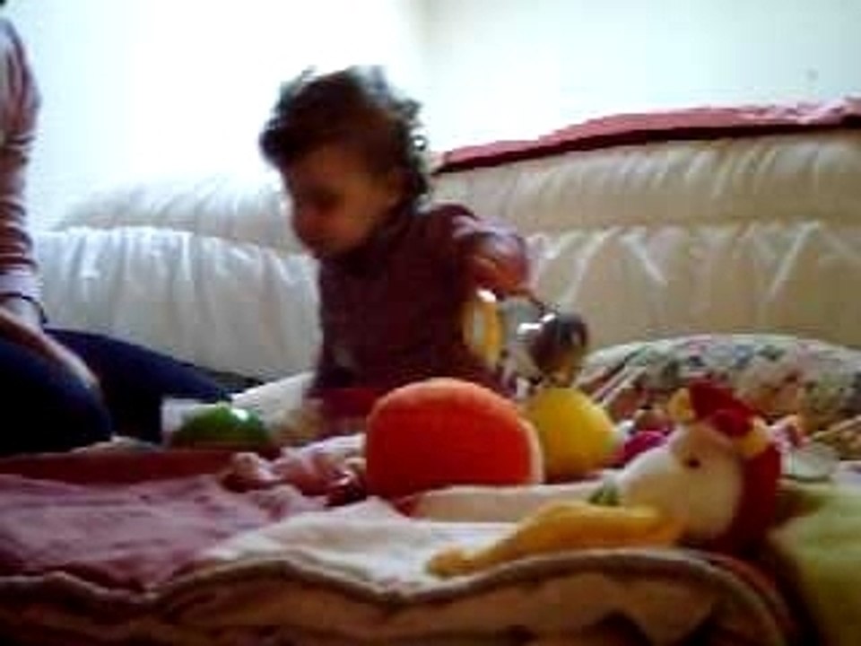 Vidéo liza sur son tapis