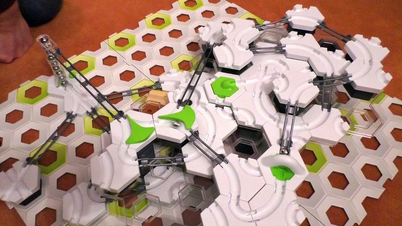 GraviTrax Kugelbahn 2 mit Kugellift und Gravitationskanone