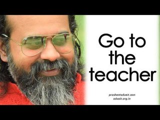 Acharya Prashant: Go to the Teacher not in greed, but in love