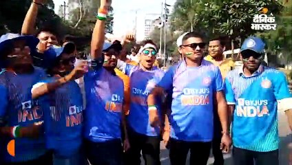 भारत की बल्लेबाजी से बढ़ा उत्साह, स्टेडियम में पहले दिन से अधिक संख्या में आए दर्शक