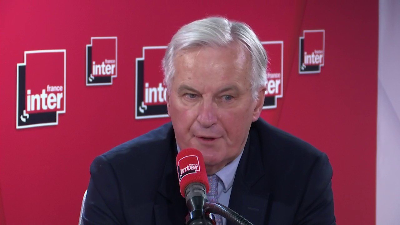 Michel Barnier : "Au rythme probable de l'évolution des uns et des autres, dans un monde où plus personne ne nous attend, tous les dix ans, un pays européen disparaît de la table du G8. (...) Agir ensemble est une nécessité, sinon on est exclus."