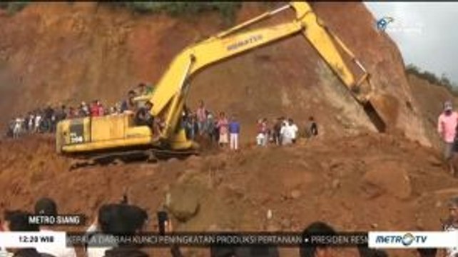 Dua Orang Tewas Tertimbun Longsor di Padang