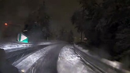 Neige: 300.000 foyers privés d'électricité dans quatre départements