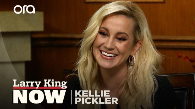 New music, acting career, and the return of 'Pickler and Ben' Kellie Pickler answers your social media questions