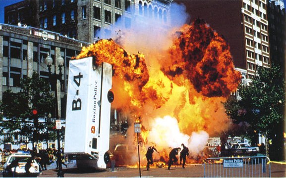 Par Impar: las mejores explosiones de las películas de los 80 y 90