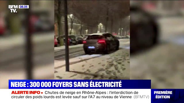 Les images des importantes chutes de neige (et leurs conséquences) dans le centre-est de la France