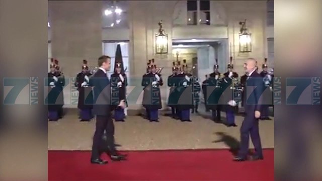 PRESIDENTI ILIR META TAKON MACRON NE PARIS - News, Lajme - Kanali 7