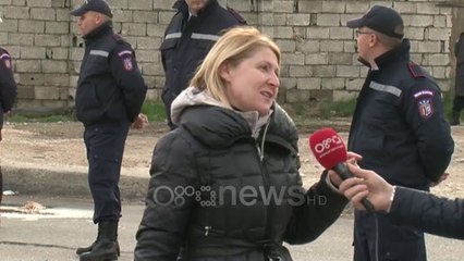 Download Video: Ora News - Banorja e Unazës: Po shemben dhe dhunohen banesat që janë bërë me gjak