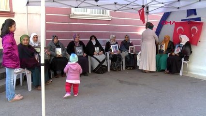 Diyarbakır hdp önündeki eylemde 74'üncü gün