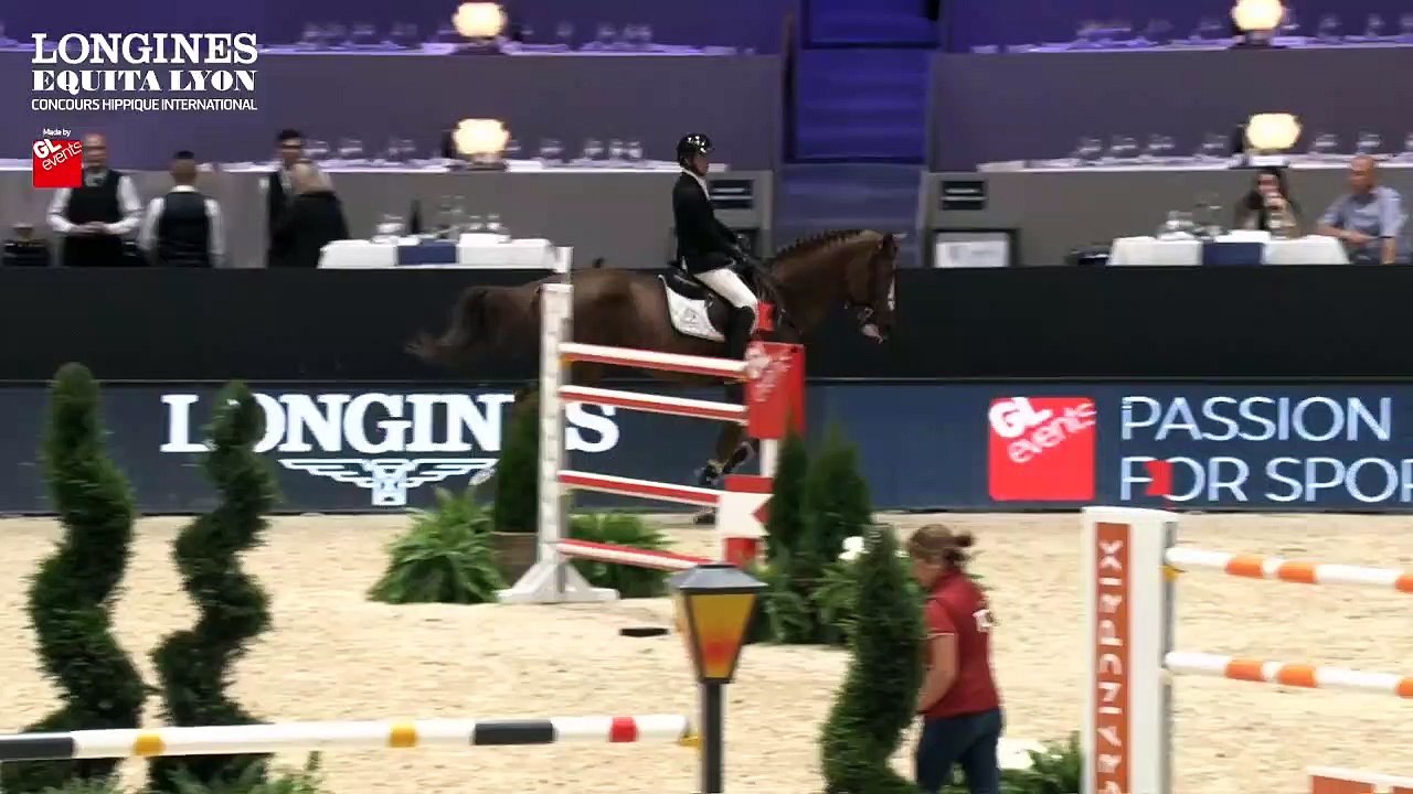 GN2019 | SO_13_Lyon | Pro Elite G.P. (1,50 m) Grand Indor | Jean Charles PIROT | SISLEY DE LA TOUR VIDAL