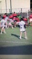 Un rugbyman écrase la tête de l’un de ses adversaires lors d’un match de Fédérale 3 - Le joueur risque une lourde sanction après son geste - VIDEO