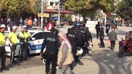 Belediyeye girmek isteyen HDP’li vekile polis izin vermedi