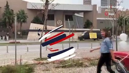 3,5 yıl sonra eşinden boşanmasını bando eşliğinde kutladı