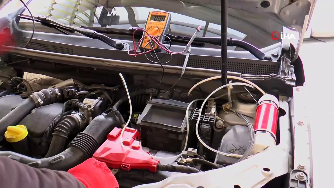 Çılgın Türkler iş başında: 2 litre suyla 70 kilometre gidilebiliyor!