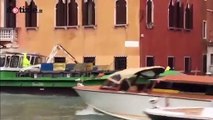 Acqua Alta a Venezia, nuovo picco: le immagini | Notizie.it