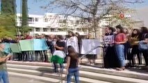 - İsrail’in okul saldırılarına karşı Filistinli öğrencilerden protesto