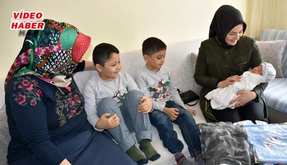 Tải video: (15 Kasım 2019) KOCASİNAN’DA ‘HOŞ GELDİN BEBEK’ HİZMETİYLE 15 BİN 701 AİLEYE ULAŞILDI