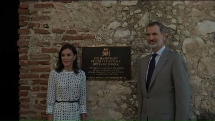 Los Reyes cierran su viaje a Cuba con un homenaje a los españoles caídos en 1898