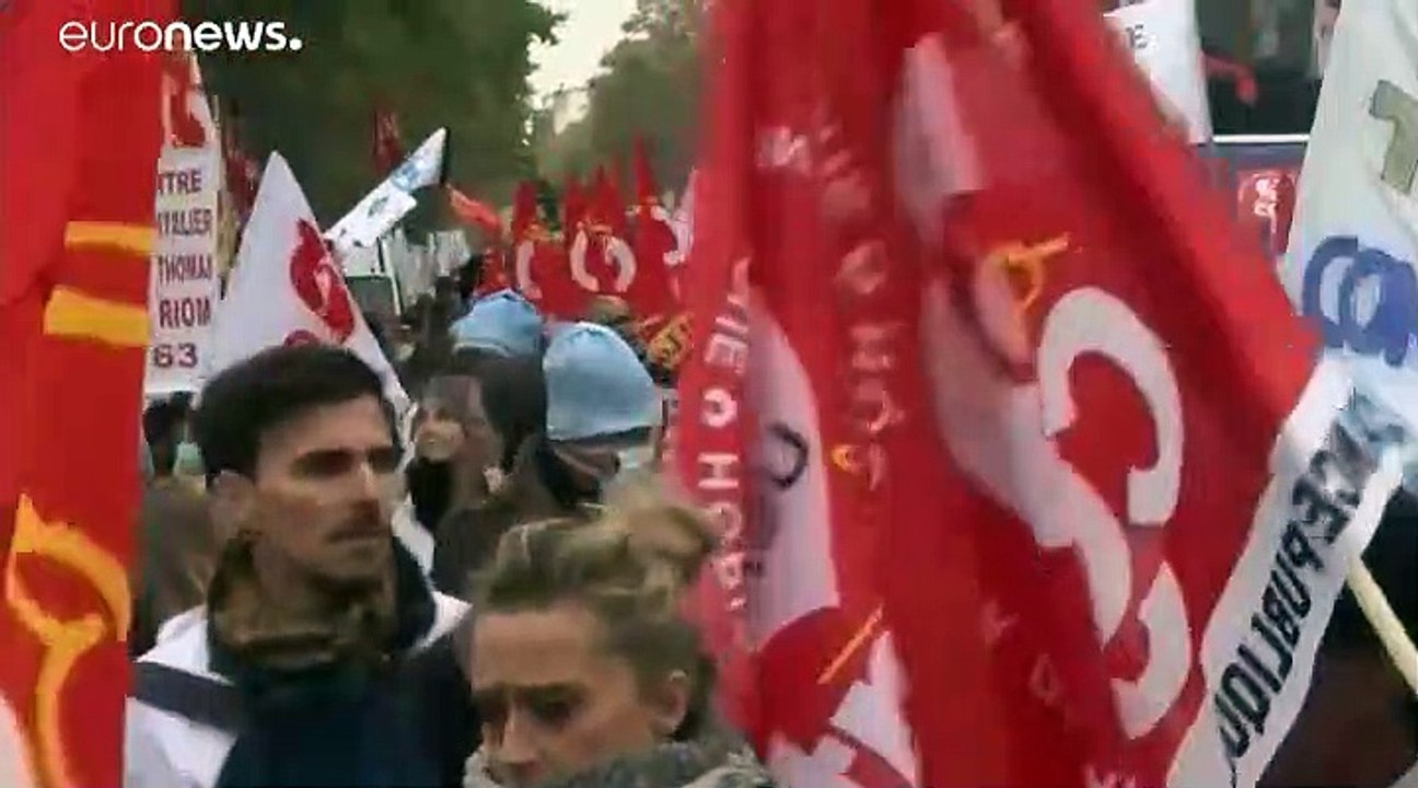 Milhares de profissionais de saúde exigem melhores condições de trabalho