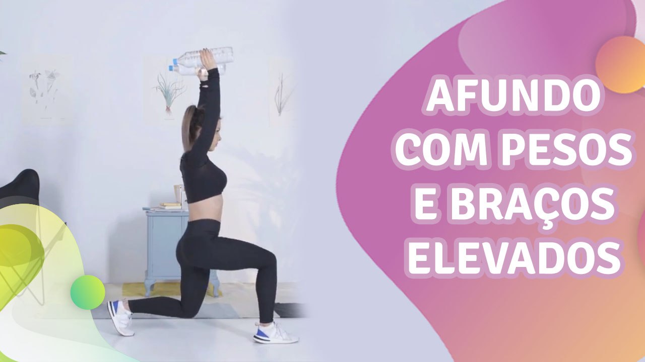 Afundo com pesos e braços elevados -  Melhor com Saúde