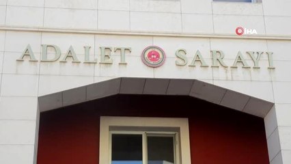 Evde doğurduğu bebeğini boş arsaya atan anne adliyeye çıkarıldı