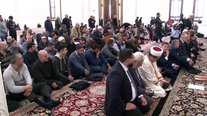 - Diyanet İşleri Başkanı Erbaş, Azerbaycan’da Cuma Namazını Kıldırdı