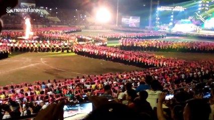 5000 people participate in synchronised dance at festival in Vietnam