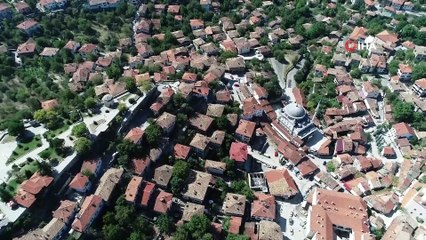 Sadrazam İzzet Mehmet Paşa'nın yaptırdığı 2 asırlık eserler ihtişamını koruyor