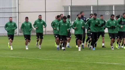 Konyaspor yönetiminden Aykut Kocaman'a tam destek