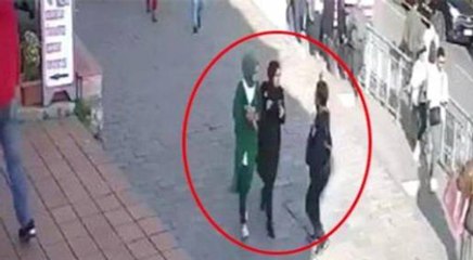 Başörtülü kadına tuhaf saldırı