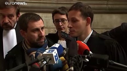 محكمة بلجيكية تتعاطى مع 3 مذكرات اعتقال إسبانية بحق قادة كتالونيين كقضية واحدة