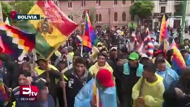 Simpatizantes de Evo Morales se manifiestan contra Jeanine Áñez