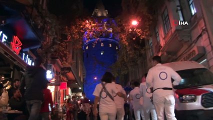 Diyabetliler için Galata Kulesi mavi renge büründü