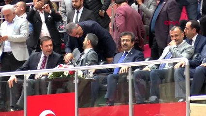 Spor türkiye karate şampiyonası'nda altın madalya ev sahibinin