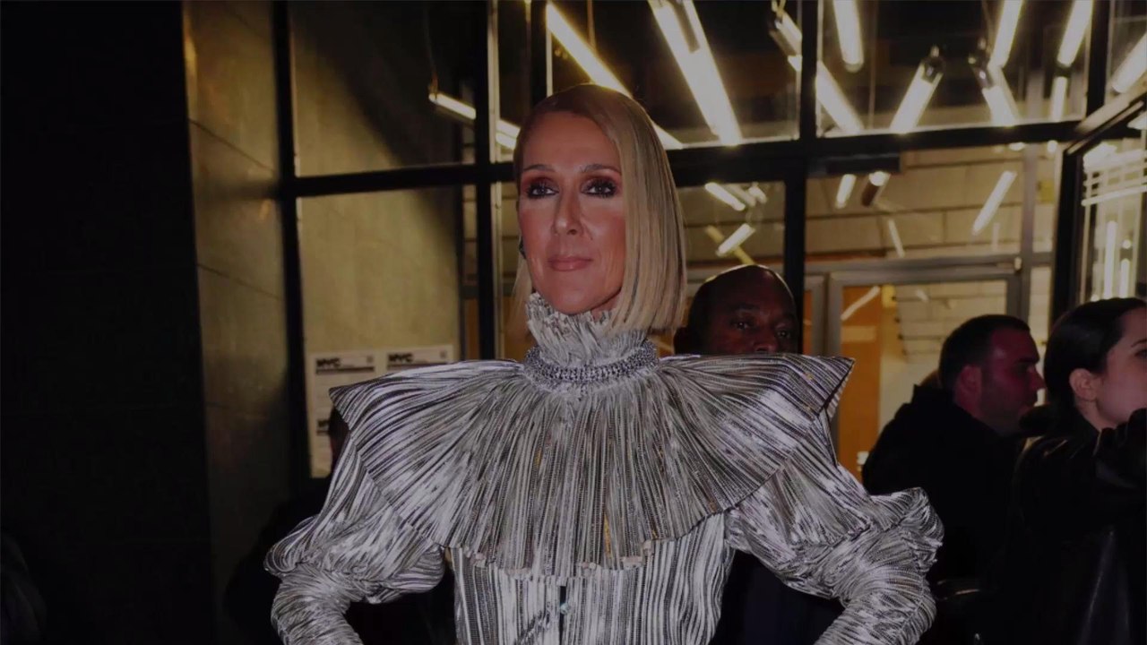 Sure, Celine Dion’s Silver Outfit Is Cool, But She Also Brought Back a Very ‘00s Trend