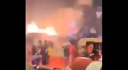 Hükümet karşıtı gösterilere bombalı saldırı