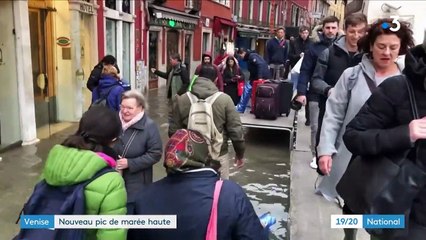 Venise : nouveau pic de marée haute, l'état d'urgence décrété