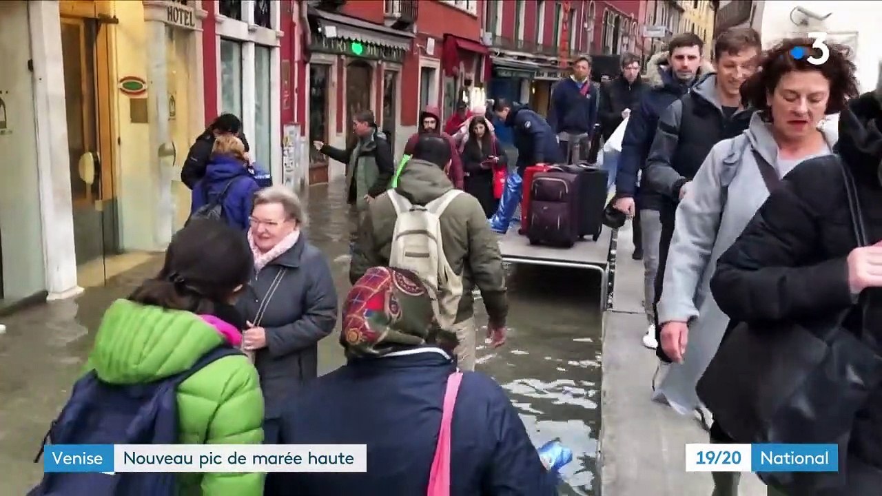 Venise : nouveau pic de marée haute, l'état d'urgence décrété