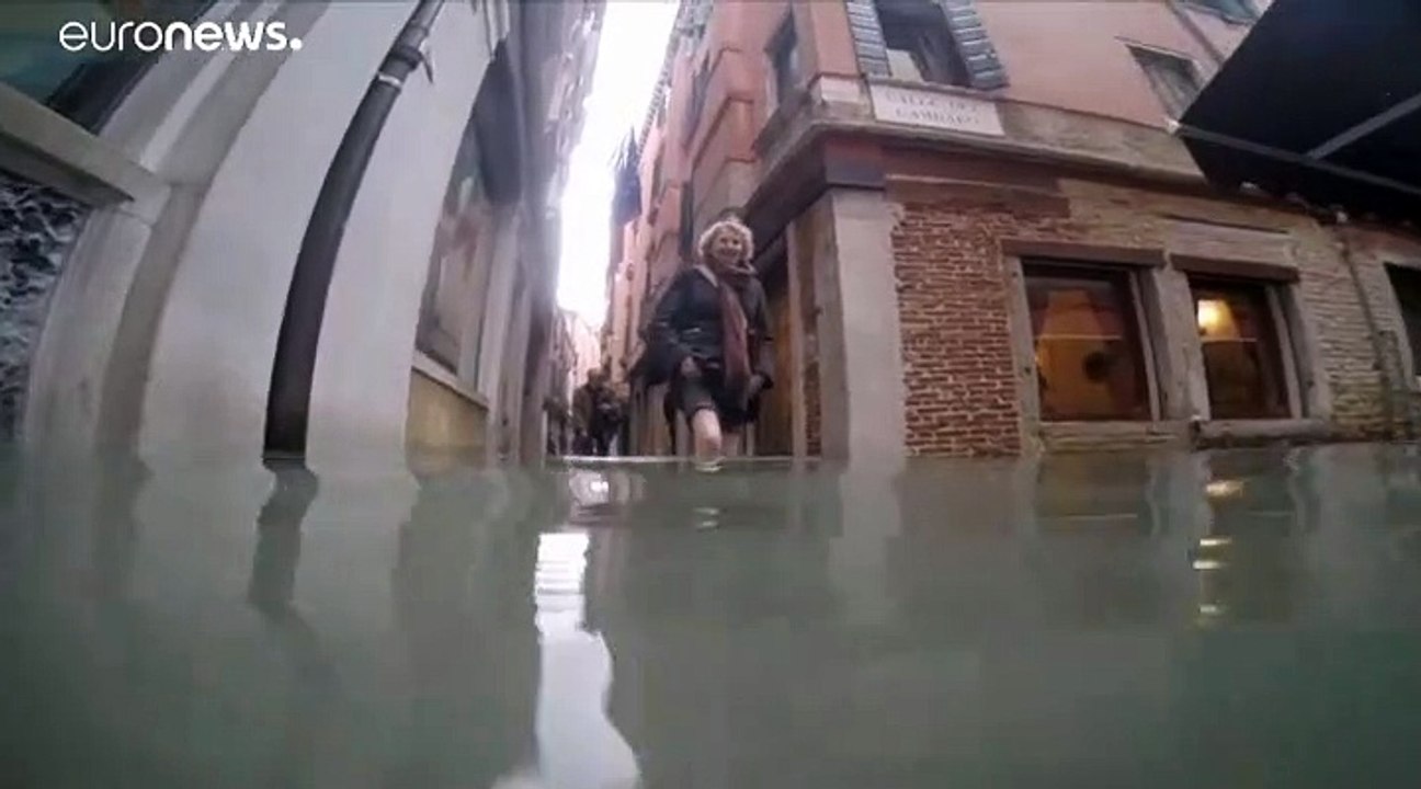 A maré voltou a subir em Veneza