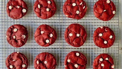 Freezer-Friendly Christmas Cookies to Make Before Things Get Really Crazy—And You Know They Will