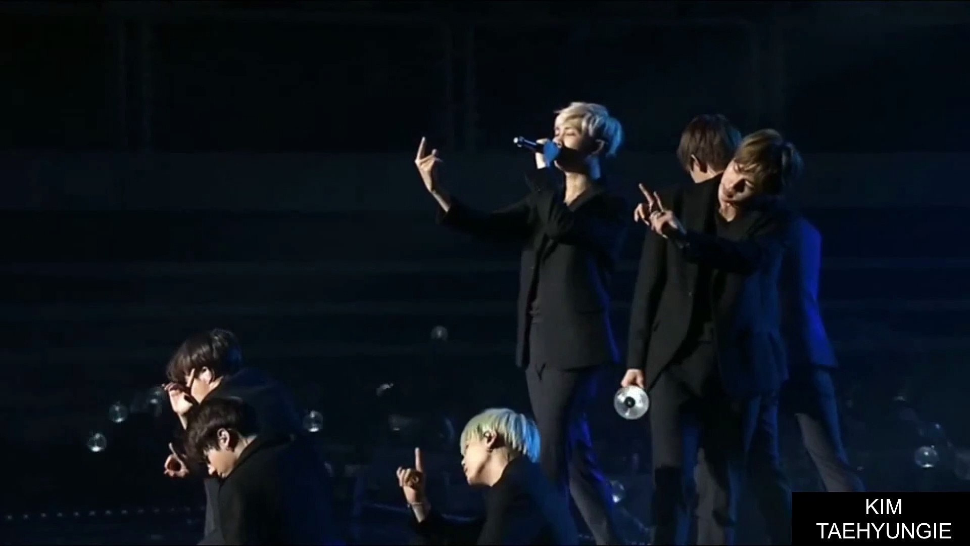 BTS MEMORIS 2017〜2021 　日本語字幕付き Butter2種 BTS MEMORIES DVD 2016 by Kim taehyungie태태 - Dailymotion