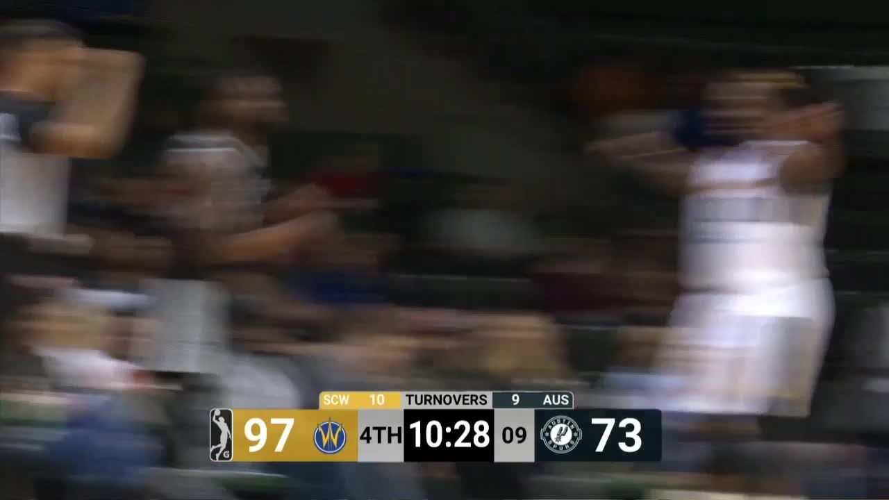 Keldon Johnson finishes through contact