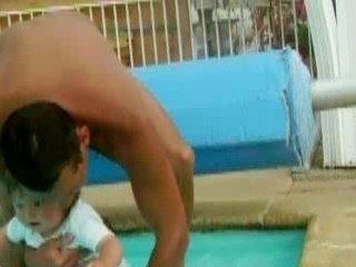 Dorian à la piscine