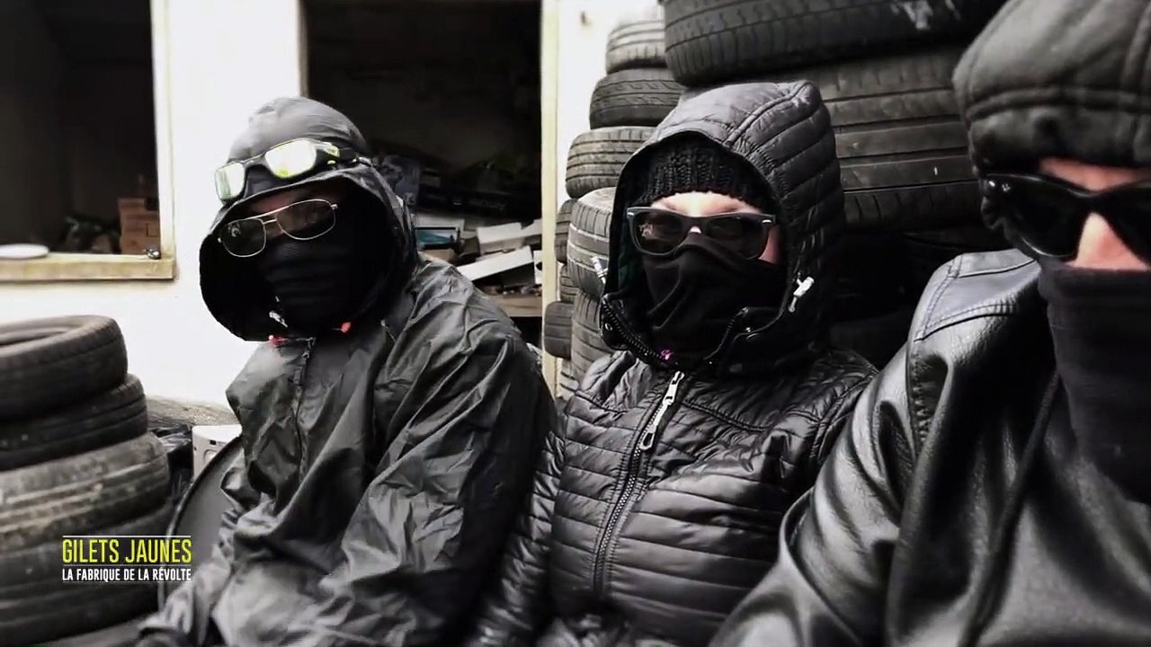 "Moi je casse, sans aucun scrupule" : quand des "gilets jaunes" viraient au noir des black blocs