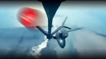 F-22 Raptor (Yırtıcı Kuş) savaş uçaklarının havada yakıt ikmali görüntülendi