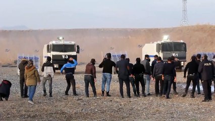 Çevik kuvvet polislerinin eğitim tatbikatı gerçeği aratmadı - AĞRI