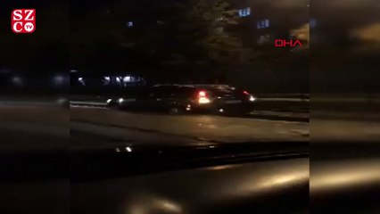 Otomobil ile tramvay yolundan gitti