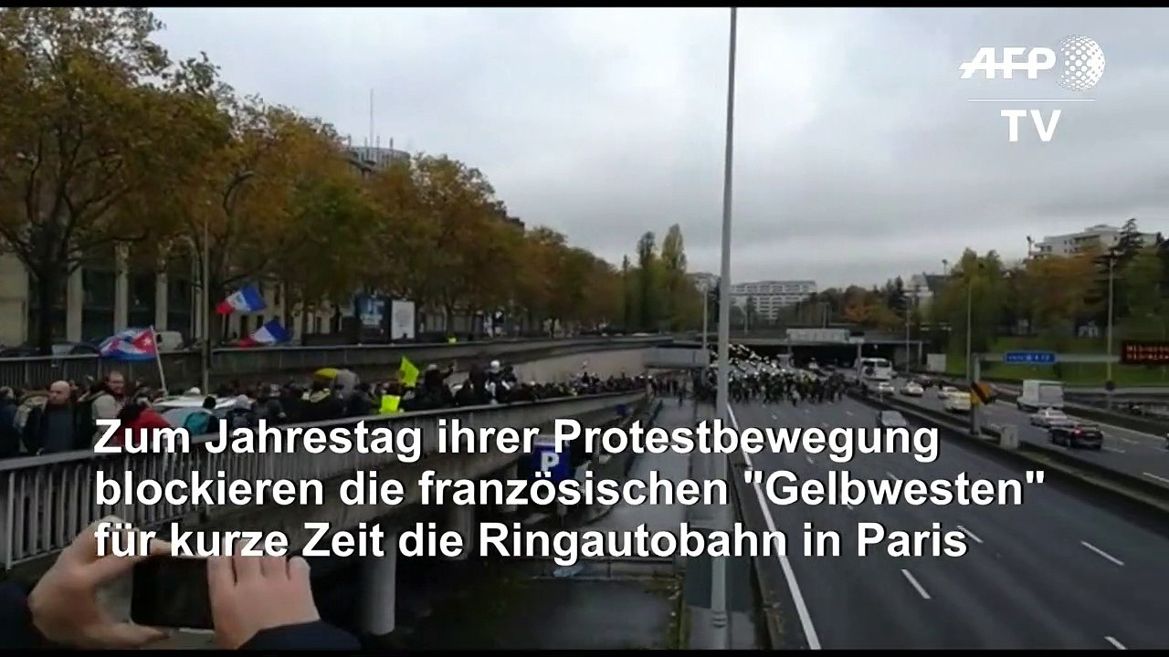 'Gelbwesten' blockieren zum Jahrestag Ringautobahn in Paris