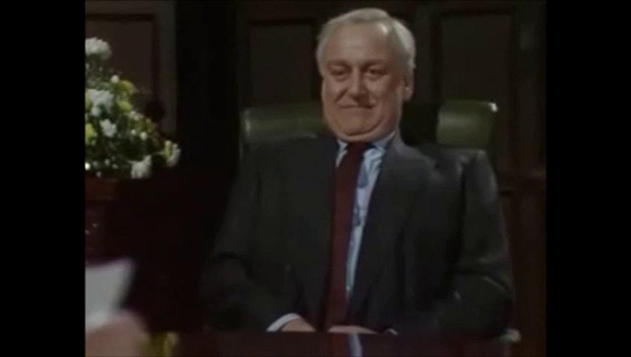 Home To Roost (S4/E2) John Thaw Reece Dinsdale John Bird Colin Jeavons