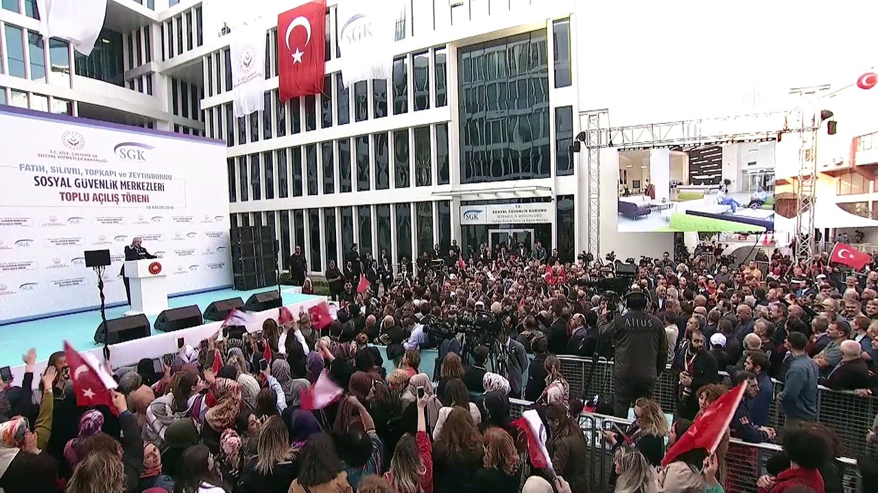 Cumhurbaşkanı Erdoğan: 'Niçin erken emeklilik? Ne zaman emekli olması gerekiyorsa o zaman emekli olsun ve parasını en güzel şekliyle alsın' - İSTANBUL